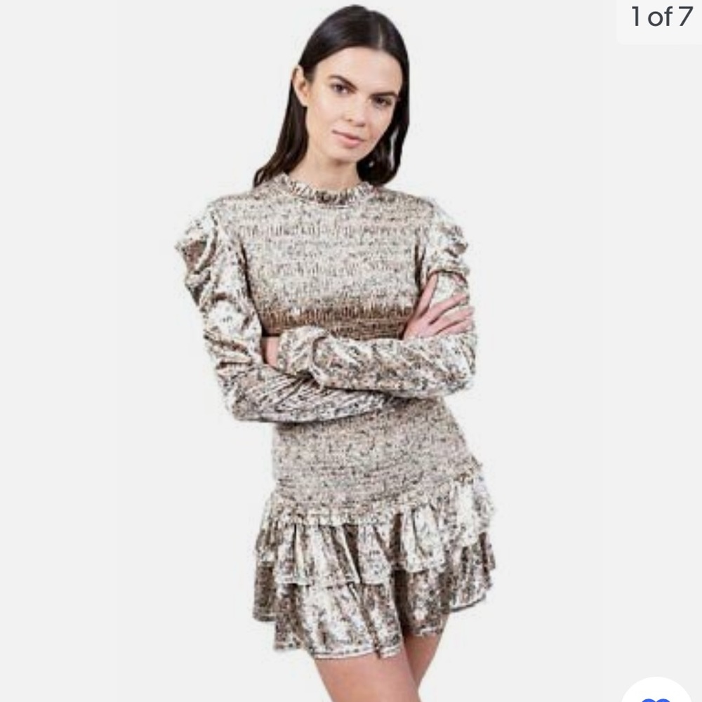 Allison New York Sz M tiered velvet skirt